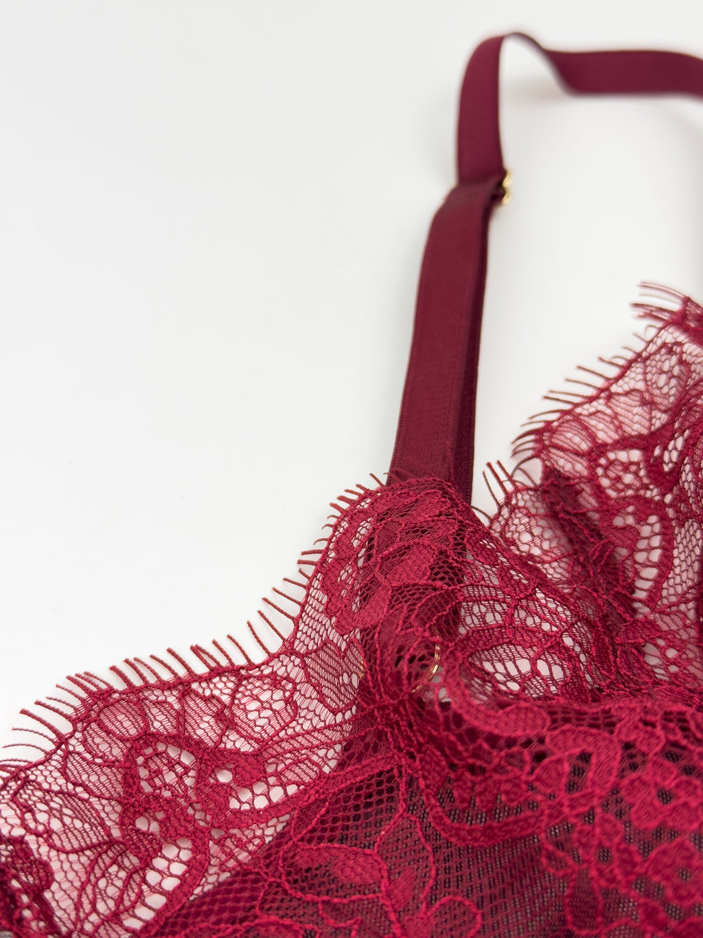 Lace Lingerie Set (Bra & Thong) – Burgundy