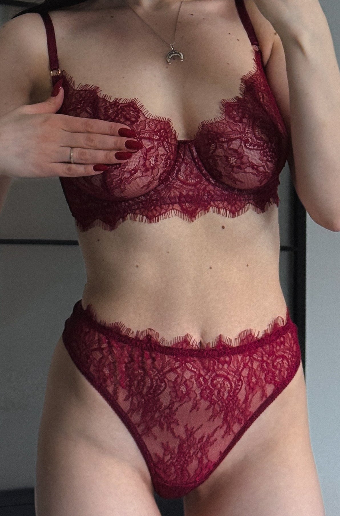 Lace Lingerie Set (Bra & Thong) – Burgundy