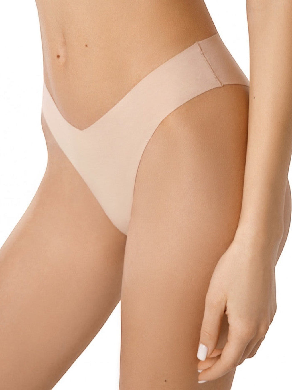 LIA STUDIO LINGERIE light beige seamless Brazilian panties with a V-shaped cut made from cotton and elastane